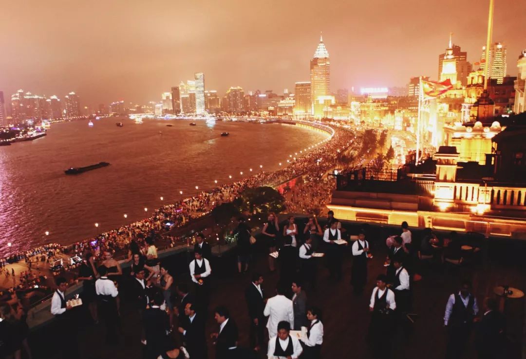 上海夜生活热门区域更新排行，星光夜游与温情体验