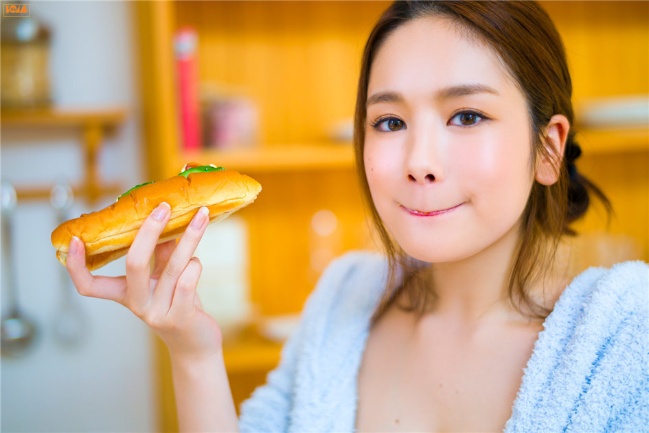 笕美和子最新写真照，远离色情，分享温馨有趣的日常故事