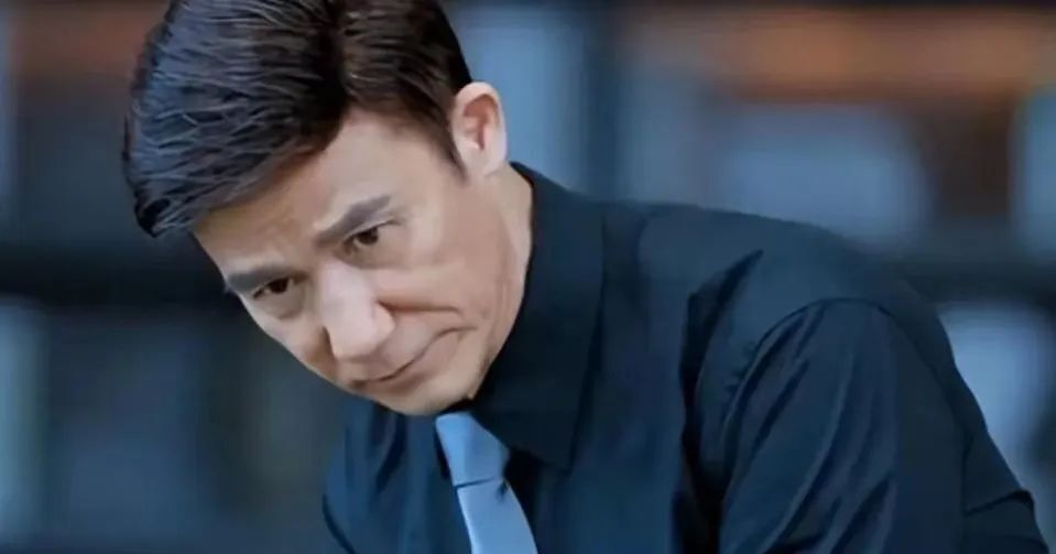 李子健，从舞台到银幕，自信与成就感的蜕变之旅