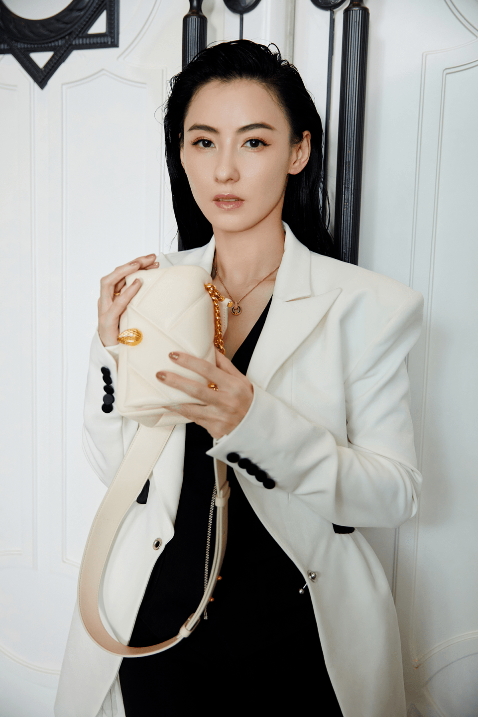 最新柏芝资讯闪耀登场！